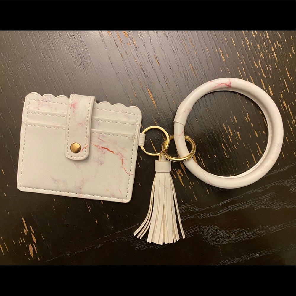 Scalloped Ring Bangle Mini Wallet